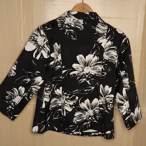 Susan Graver Black White Floral Lightweight Quilted Blazer Medium - Picture 2 of 6